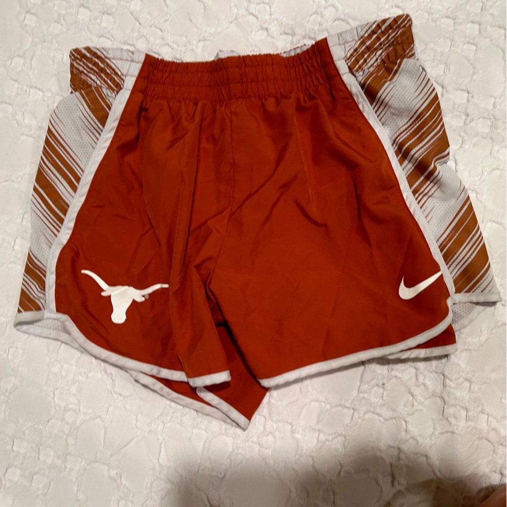 UT longhorn Nike shorts